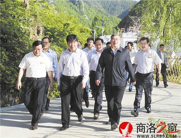 縣委書記璩澤濤、縣長王宇鵬深入項目建設現場檢查指導工作