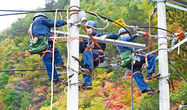 電網檢修大會戰(zhàn) 迎峰度冬強保障